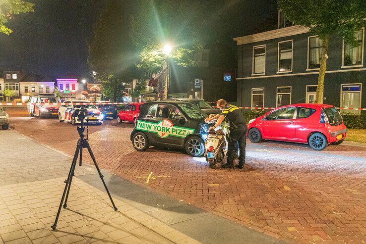 Automobilist en scooterrijdster aangemerkt als verdachten na ernstig ongeval op Brink - Foto: Peter Denekamp