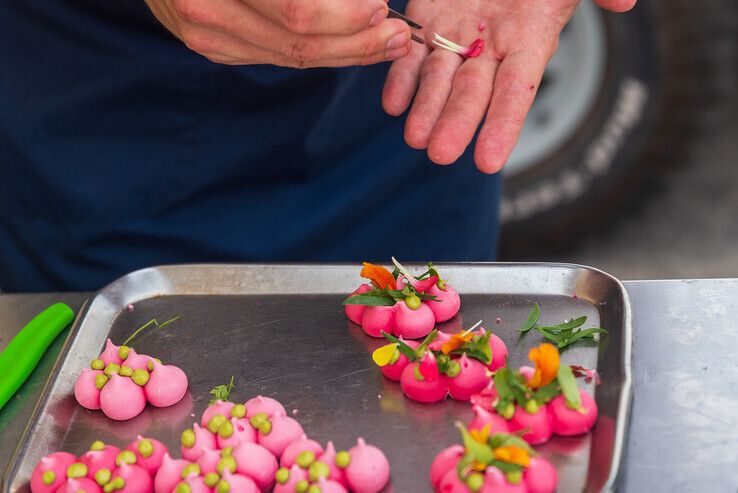 Genieten van heerlijke gerechten en stralend nazomerweer op Boer&Markt - Foto: Peter Denekamp