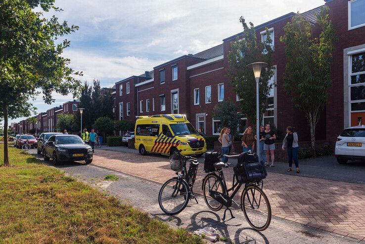 Zwaargewonde door fietsongeval in Stadshagen - Foto: Peter Denekamp