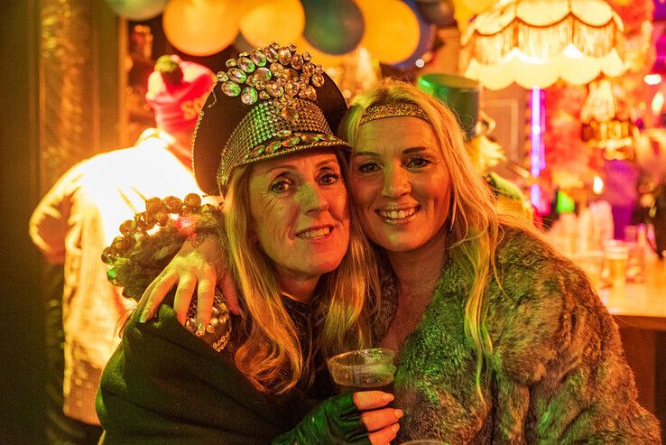 In beeld: Sassendonk is weer Zwolle, carnaval volgend jaar nog groter - Foto: Peter Denekamp