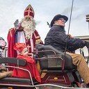 Sinterklaas per koets aangekomen in Westenholte