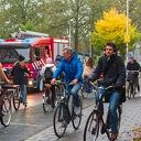 Brandweer reinigt ruim kilometer fietspad in Hanzeland en Assendorp
