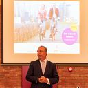 Senioren volgen workshop veilig en gezond blijven fietsen in Zwolle-Zuid