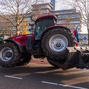 Politie grijpt in bij boerenprotest in Zwolle, drie demonstranten aangehouden